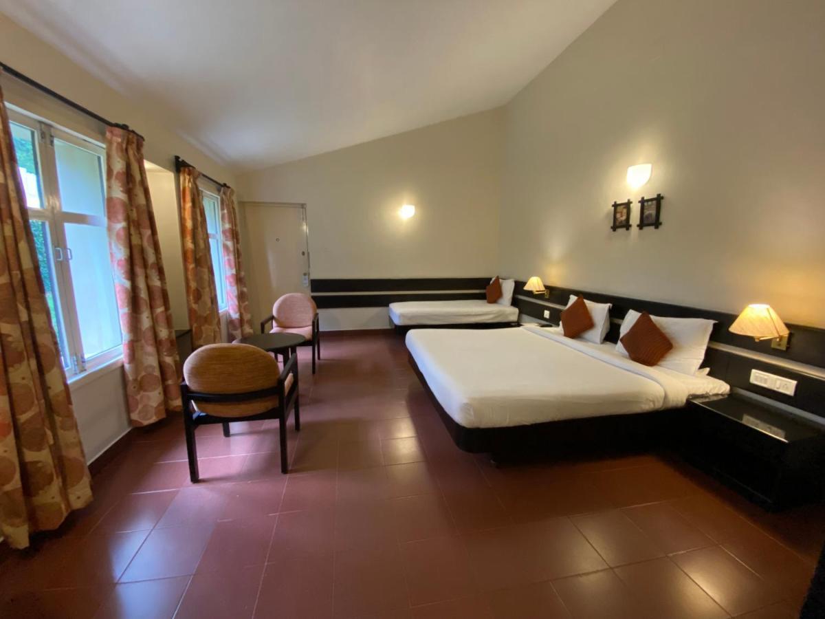 Mountain Retreat - A Hill Country Resort Уті Екстер'єр фото