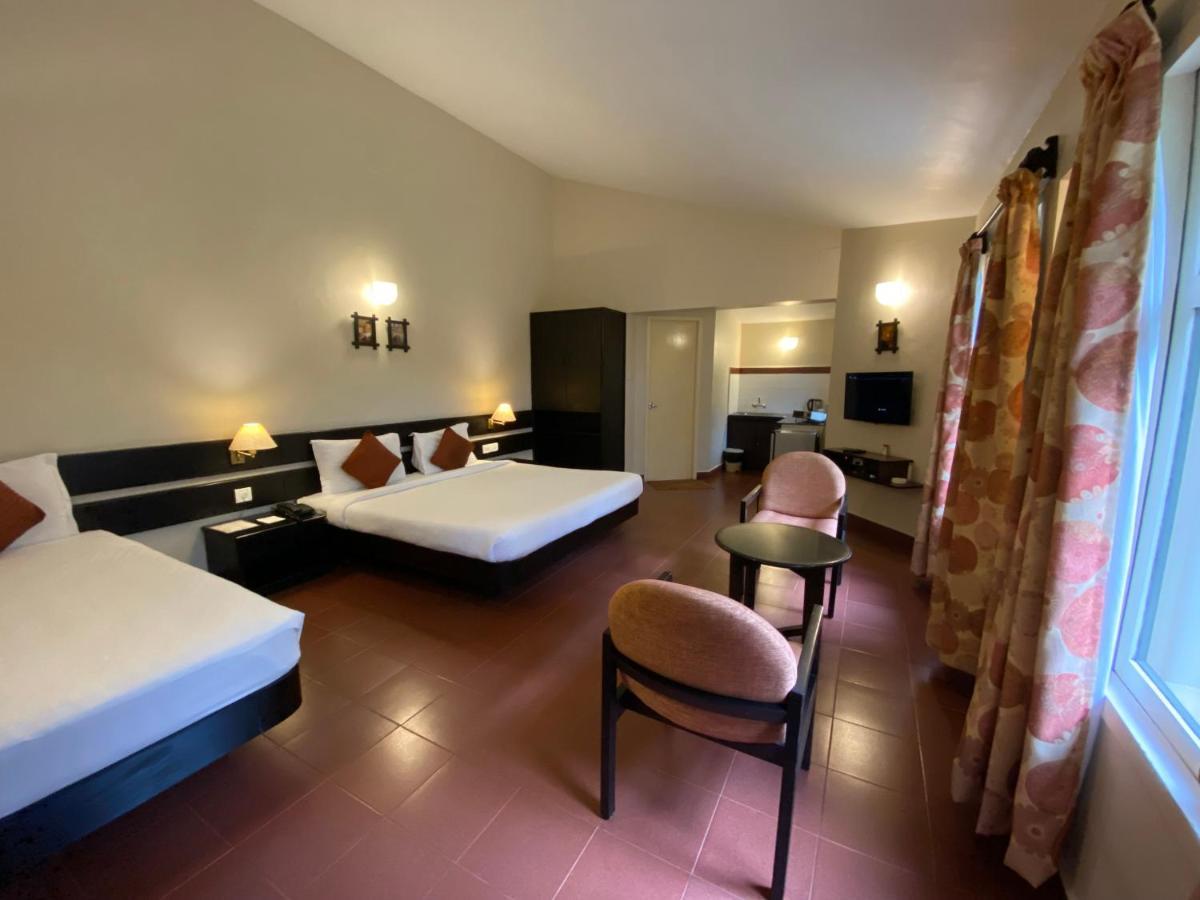 Mountain Retreat - A Hill Country Resort Уті Екстер'єр фото